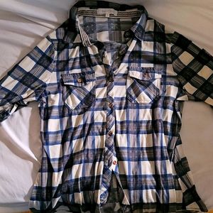 Woman's Plaid button up shirt